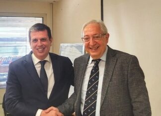 Συνάντηση του Δημάρχου Αμαρουσίου Θ. Αμπατζόγλου με τον βουλευτή της ΝΔ Βόρειου Τομέα Αθηνών Δ. Καιρίδη