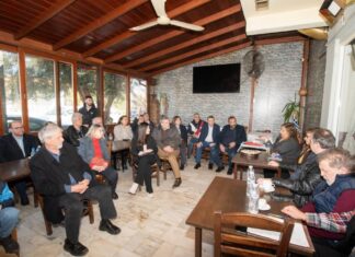 Εκπροσώπηση του Δήμου Αμαρουσίου στην κοπή της Πρωτοχρονιάτικης πίτας του Εκπολιτιστικού Συλλόγου Δωδώνης Αμαρουσίου «Η ΔΩΔΩΝΗ»