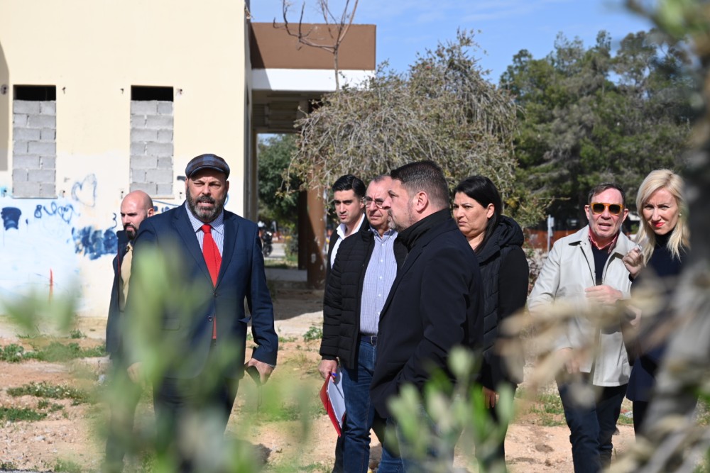 Νίκος Χαρδαλιάς από το Πέραμα: «Αυτό που έχει σημασία είναι να βρισκόμαστε στις γειτονιές και όχι στα γραφεία μας» 35 DSC_1939-1000x667