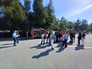 Παρουσίαση του έργου των Εθελοντών Πολιτικής Προστασίας του Δήμου Διονύσου στο Α’ Αρσάκειο Τοσίτσειο Λύκειο Εκάλης