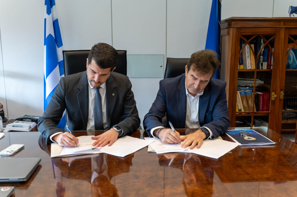 Μνημόνιο Συνεργασίας Δήμου Κηφισιάς & Υπουργείου Προστασίας του Πολίτη - Δημιουργείται Κοινό Επιχειρησιακό Κέντρο 3 Μνημόνιο Συνεργασίας Δήμου Κηφισιάς & Υπουργείου Προστασίας του Πολίτη - Δημιουργείται Κοινό Επιχειρησιακό Κέντρο