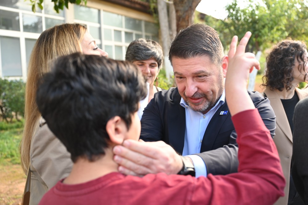 Νίκος Χαρδαλιάς από την Καισαριανή: «Είμαστε σταθερά και ενεργά δίπλα στα πιο ευάλωτα παιδιά μας, που έχουν περισσότερο ανάγκη την φροντίδα μας» 14 DSC_2773-1000x667
