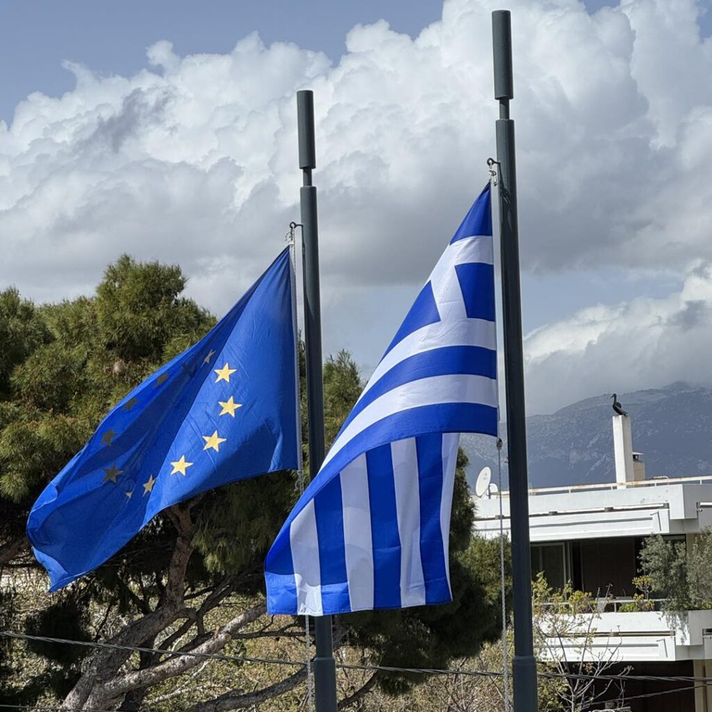 Ο Δήμος εξασφάλισε 3 εκ. ευρώ για τα σχολεία απευθείας από την Ευρωπαϊκή Ένωση 4 Ο Δήμος εξασφάλισε 3 εκ. ευρώ για τα σχολεία απευθείας από την Ευρωπαϊκή Ένωση