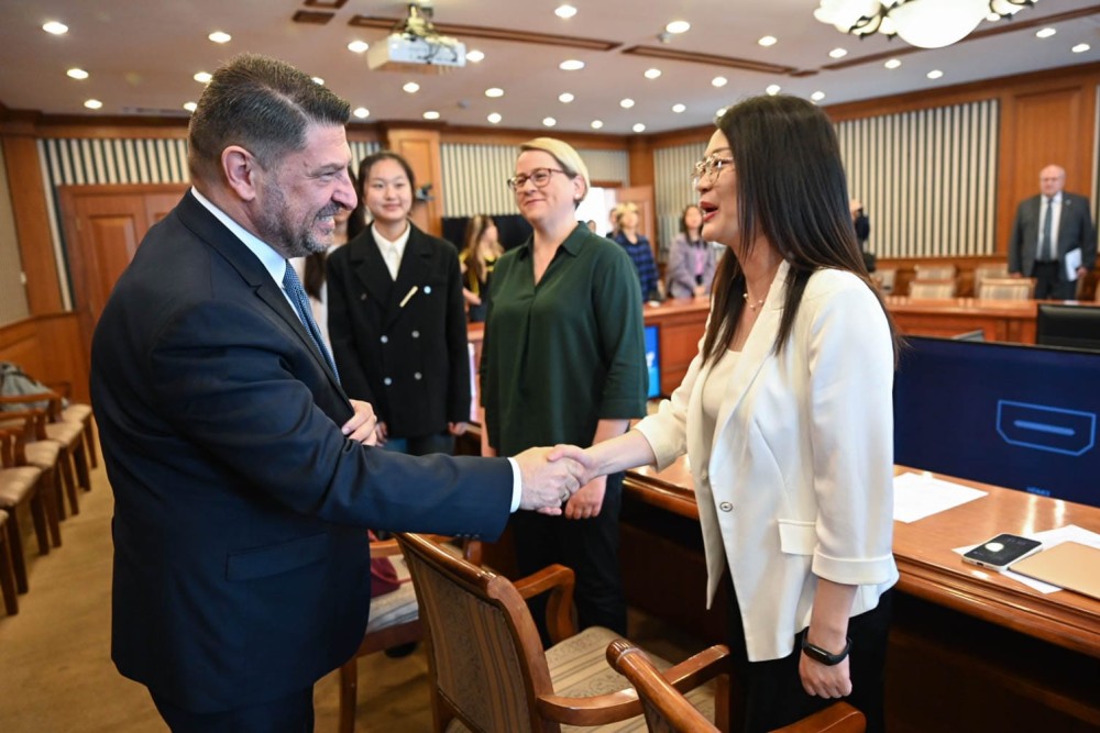 Νίκος Χαρδαλιάς από Σαγκάη: «Η Μητροπολιτική Αττική έχει θέση στον παγκόσμιο χάρτη. Δεν ακολουθεί. Πρωτοπορεί, συνδέεται, ηγείται, ανοίγει νέους δρόμους» 32 IMG-20250528-WA0109-1000x667
