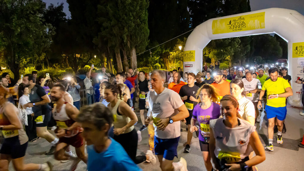 Εκατοντάδες δρομείς φώτισαν την πόλη στον επιτυχημένο 3ο νυχτερινό αγώνα «Kifissia Runners in the Night»