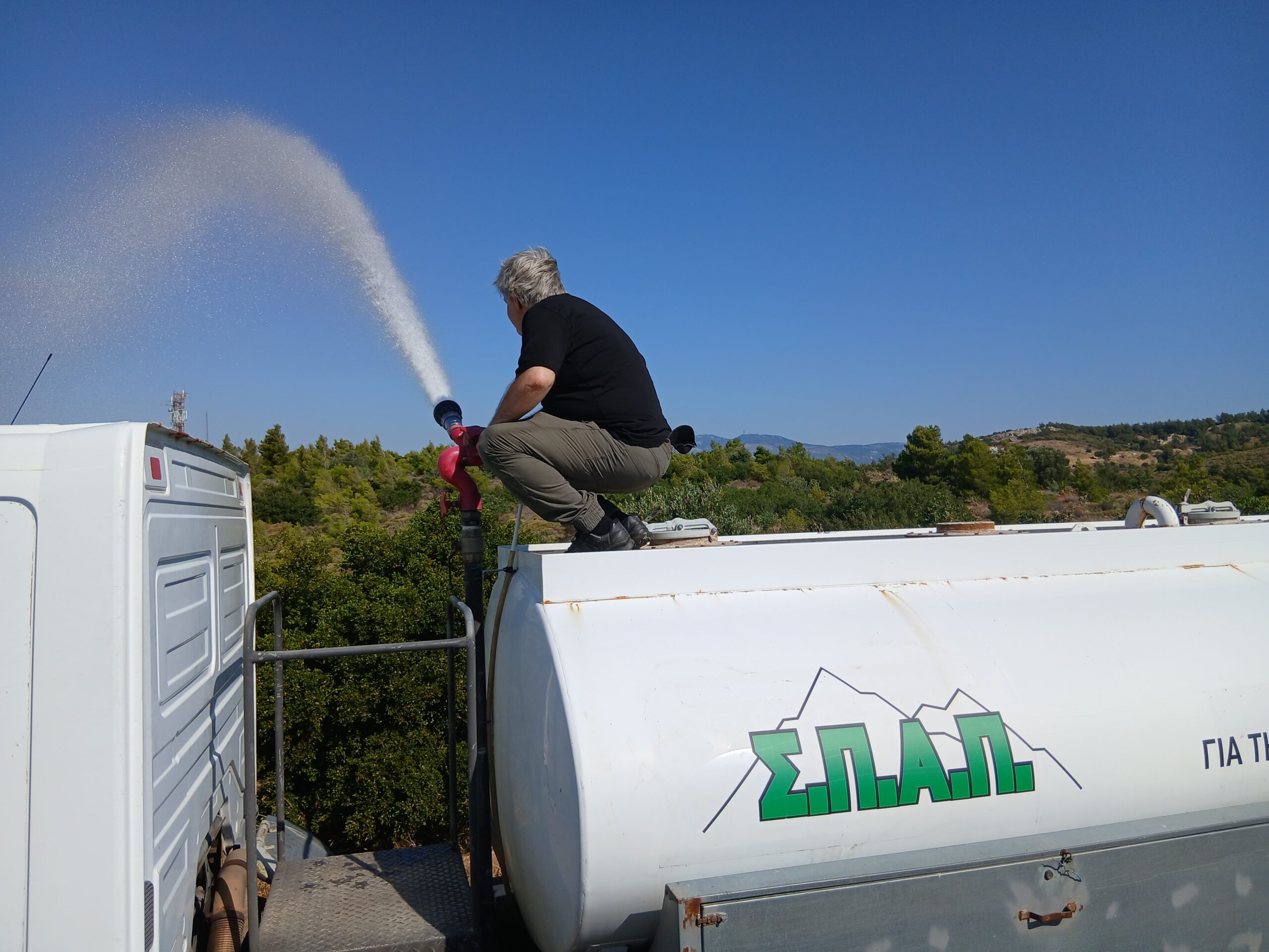 Με επιτυχία ένα ακόμη εθελοντικό πότισμα στον Κοκκιναρά Κηφισιάς 12 Alt