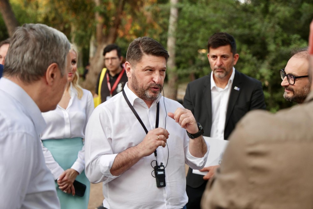Νίκος Χαρδαλιάς: «Η Περιφέρεια Αττικής στηρίζει με συνέπεια τις πρωτοβουλίες που επαναπροσδιορίζουν την εμπειρία της τέχνης στον δημόσιο χώρο» 27 IMG-20250609-WA0040-1000x667