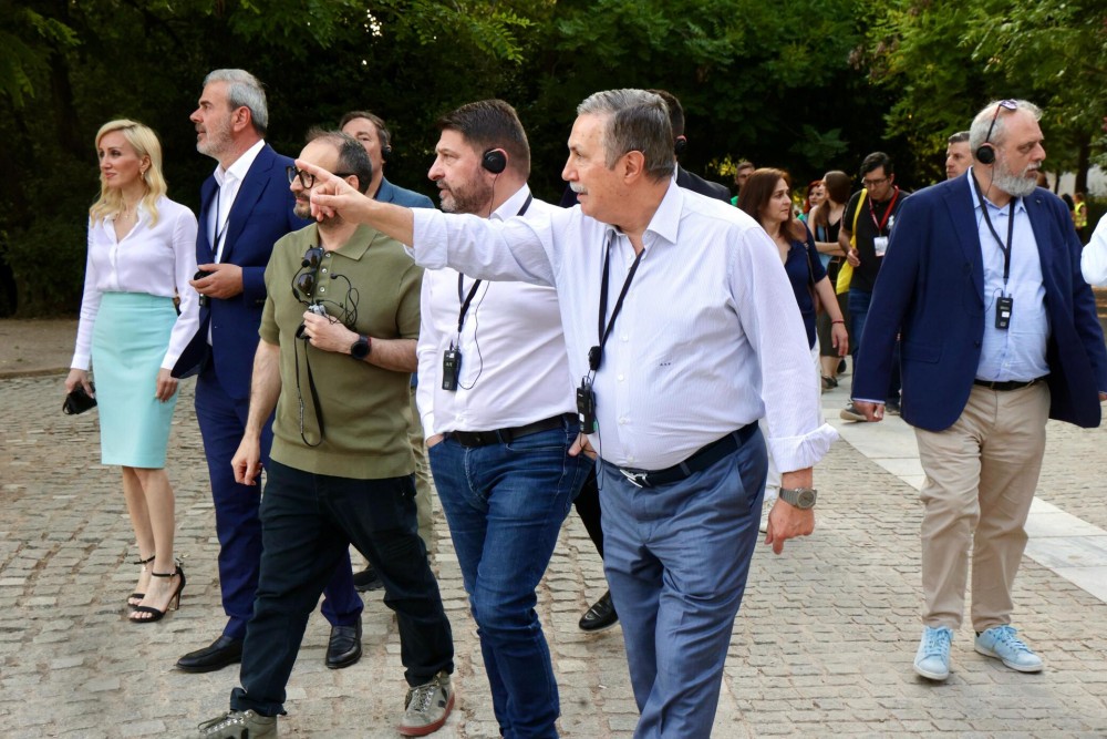 Νίκος Χαρδαλιάς: «Η Περιφέρεια Αττικής στηρίζει με συνέπεια τις πρωτοβουλίες που επαναπροσδιορίζουν την εμπειρία της τέχνης στον δημόσιο χώρο» 43 IMG-20250609-WA0029-1000x667