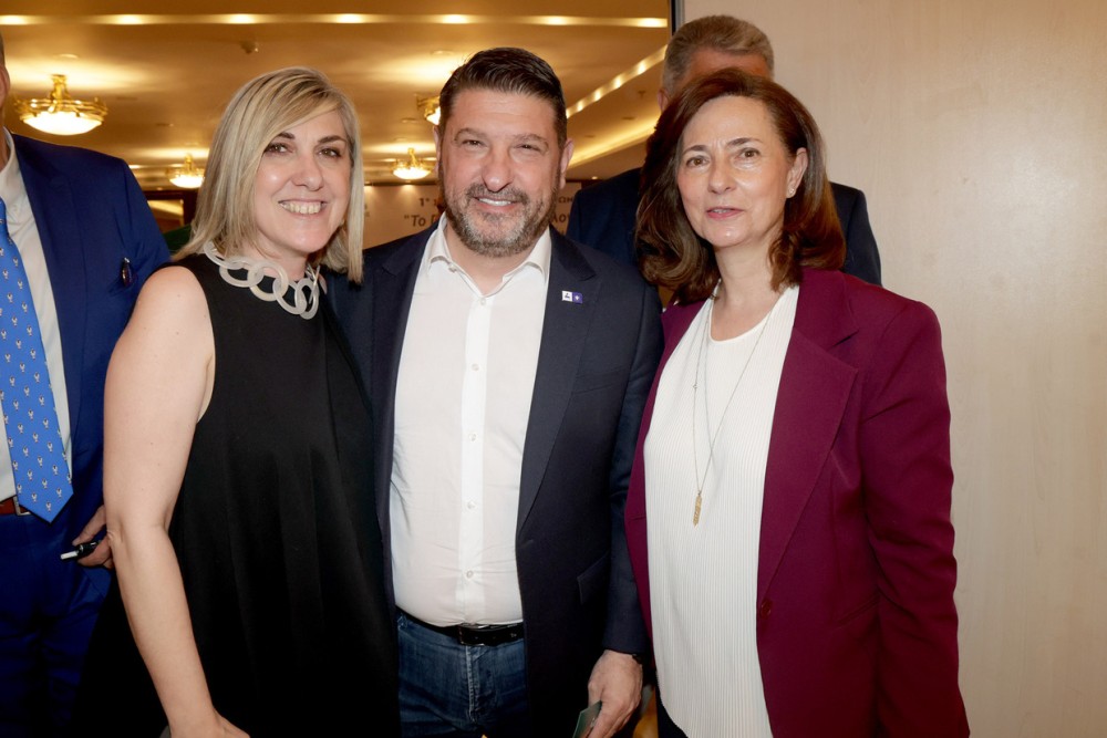 Νίκος Χαρδαλιάς: «Μονόδρομος ο εκσυγχρονισμός και η στήριξη της λειτουργίας των λαϊκών αγορών» 32 G44A7886-1000x667