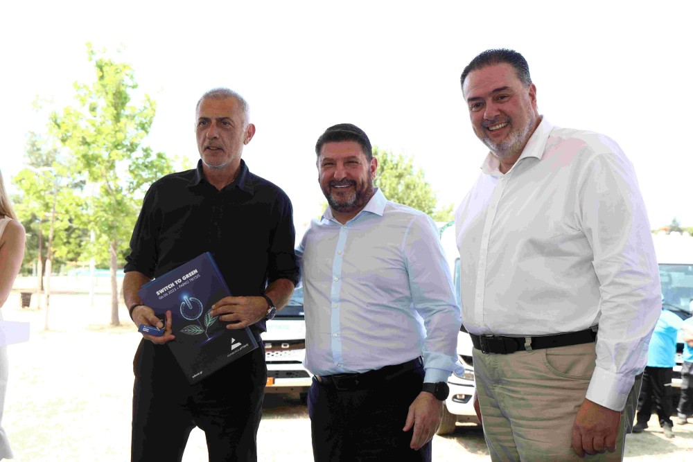 Νίκος Χαρδαλιάς: «Παραδίδουμε στους Δήμους της Αττικής 65 υπερσύγχρονα ηλεκτρικά απορριμματοφόρα για ένα καθαρότερο Λεκανοπέδιο» 64 NZ1A7283-1000x667