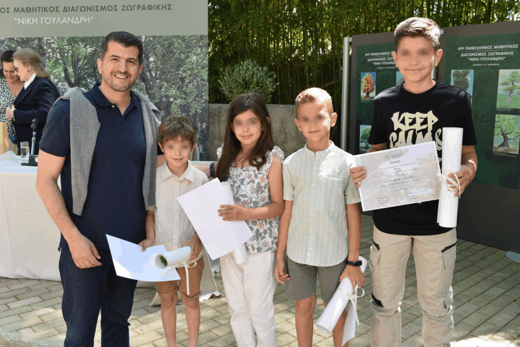 O Δήμαρχος Κηφισιάς βράβευσε τους νικητές του 4ου Πανελλήνιου Μαθητικού Διαγωνισμού Ζωγραφικής «Νίκη Γουλανδρή»