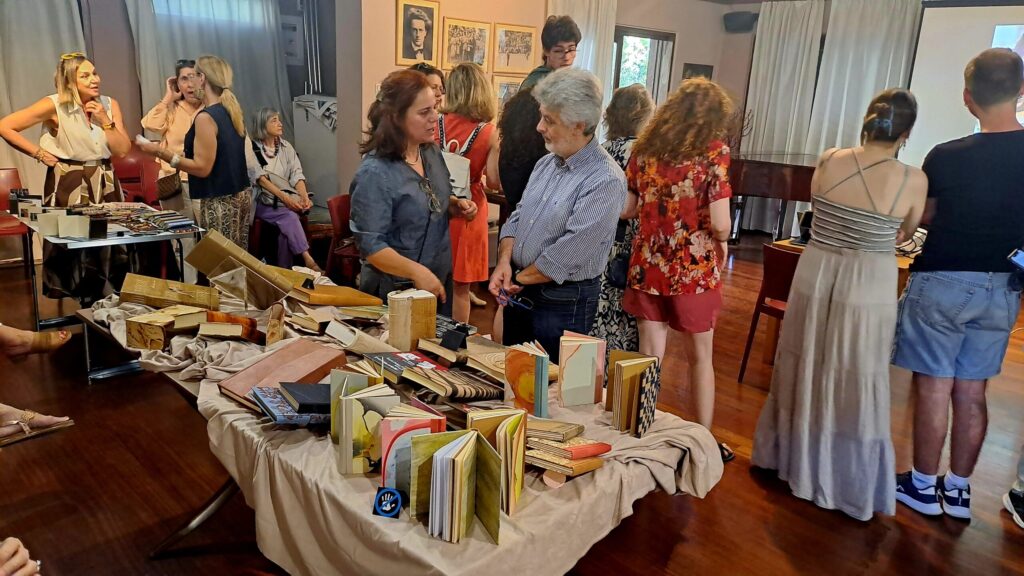 Το Εργαστήριο Βιβλιοδεσίας παρουσίασε το έργο του για την περίοδο 2024 – 2025 3 Το Εργαστήριο Βιβλιοδεσίας παρουσίασε το έργο του για την περίοδο 2024 – 2025