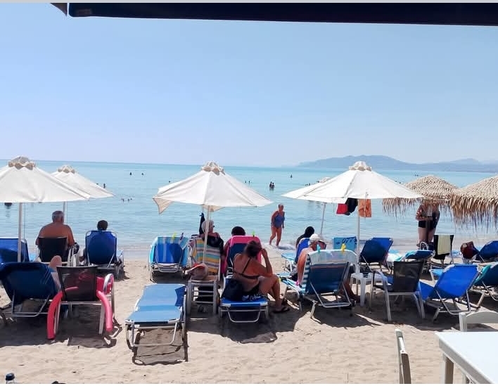 Με περισσότερες από 300 συμμετοχές ολοκληρώθηκαν για φέτος τα δωρεάν θαλάσσια μπάνια των ΚΑΠΗ Κηφισιάς 12 Alt