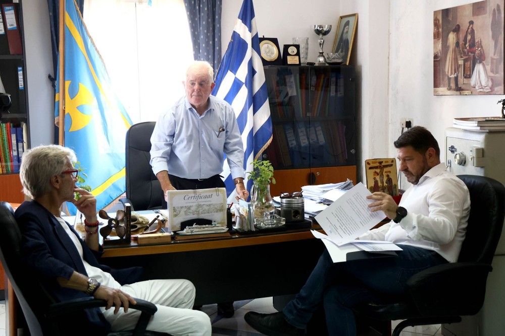 Νίκος Χαρδαλιάς από το Αγκίστρι: «Το νησί έχει δικαίωμα στο καθαρό πόσιμο νερό και σε επαρκείς υποδομές, είμαστε εδώ για να είμαστε χρήσιμοι» 26 5-1-1000x667