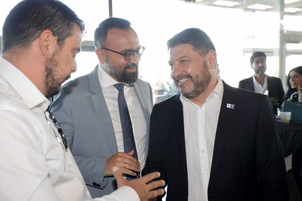 Νίκος Χαρδαλιάς: «Με το Νέο Μητροπολιτικό Πάρκο στον Φαληρικό Όρμο, η Αττική ξαναβλέπει τη θάλασσα έπειτα από 60 ολόκληρα χρόνια» 18 G44A8382-1000x667