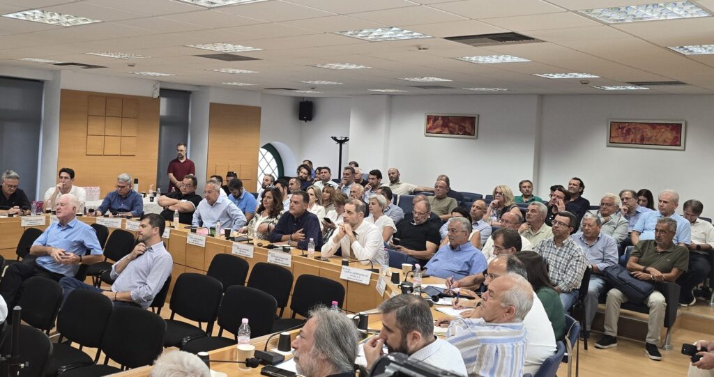 Παρουσία της Δημάρχου Διονύσου στη συνάντηση με τον Γενικό Γραμματέα Συντονισμού Διαχείρισης Αποβλήτων του ΥΠΕΝ 4 Παρουσία της Δημάρχου Διονύσου στη συνάντηση με τον Γενικό Γραμματέα Συντονισμού Διαχείρισης Αποβλήτων του ΥΠΕΝ