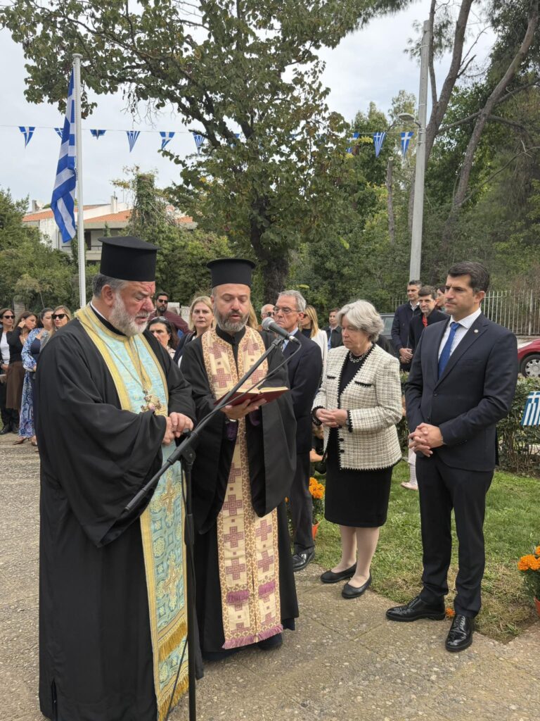 Εκάλη και Νέα Ερυθραία τίμησαν τους ήρωες του έπους του '40