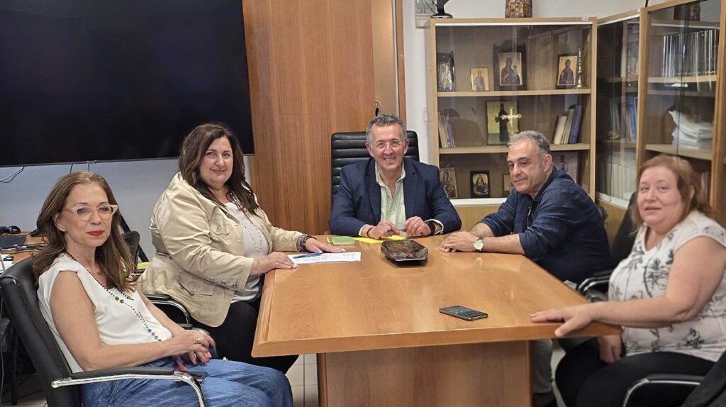 Ενίσχυση της συνεργασίας Δευτεροβάθμιας Εκπαίδευσης και Δήμου Διονύσου