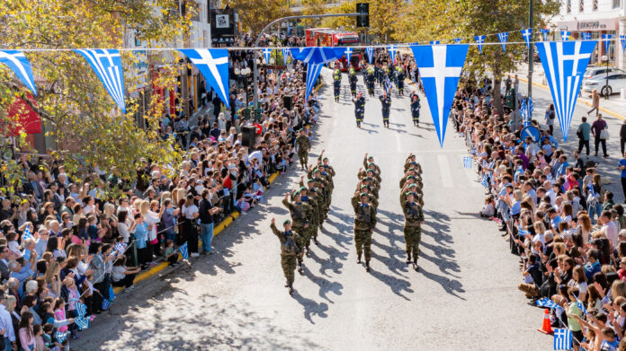 Η Κηφισιά γιόρτασε την 28η Οκτωβρίου με μια μεγαλοπρεπή και εντυπωσιακή παρέλαση_6902fef7434a9.jpeg