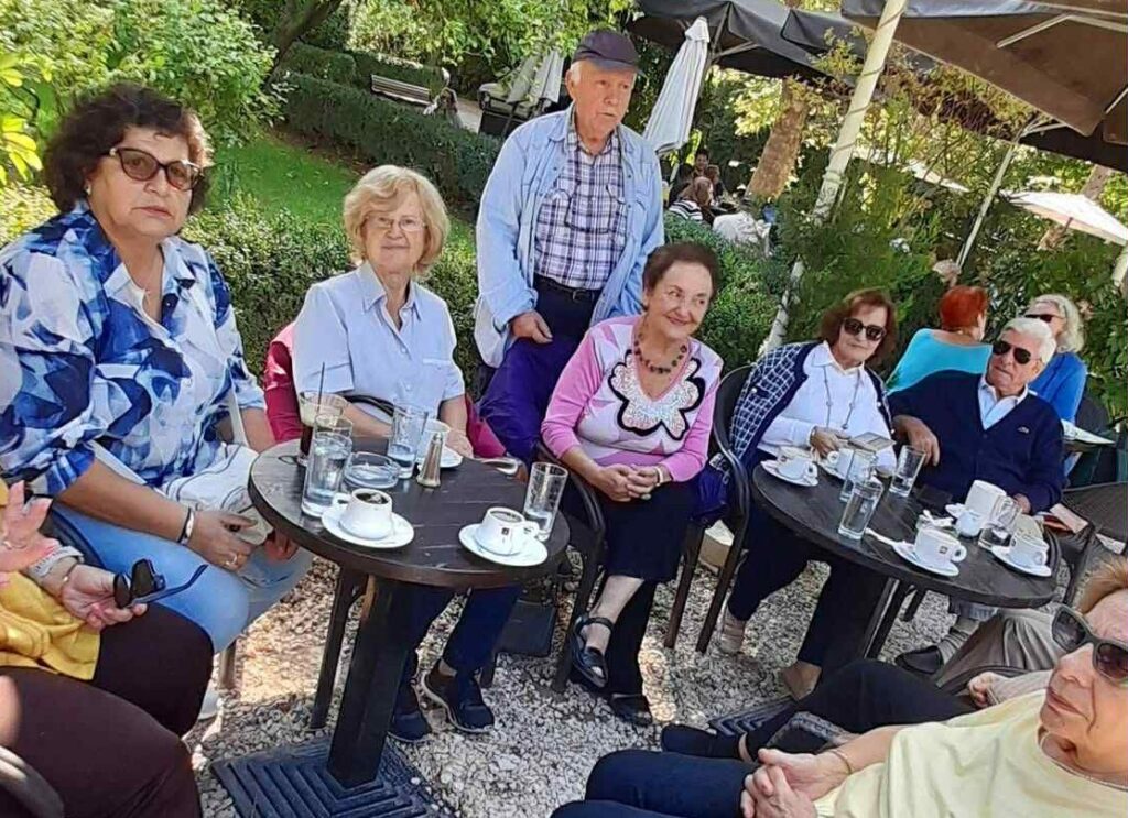 Ο Δήμος Κηφισιάς τίμησε την Παγκόσμια Ημέρα Τρίτης Ηλικίας με μια ζεστή γιορτή στο 'Αλσος