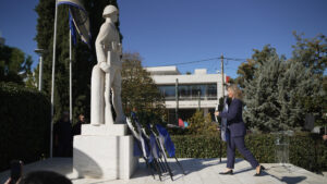 Το Χαλάνδρι τίμησε την επέτειο του ηρωικού ΟΧΙ 34 Το Χαλάνδρι τίμησε την επέτειο του ηρωικού ΟΧΙ