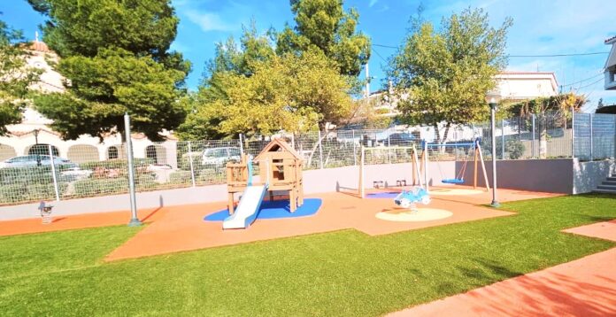 Αναβαθμισμένη παιδική χαρά στην Άνοιξη για ένα ασφαλές και ποιοτικό περιβάλλον παιχνιδιού_691ad02845a4f.jpeg