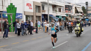 Εντυπωσιακή η συμμετοχή των μαθητών του Χαλανδρίου στον αγώνα δρόμου επί της Μαραθώνιας Διαδρομής