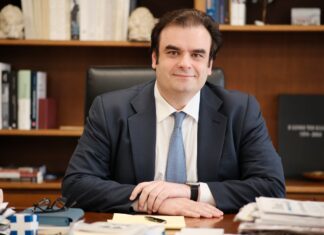 Η Fitch αναβάθμισε την Ελλάδα στην βαθμίδα ‘BBB’- Κυριάκος Πιερρακάκης : «Η Ελλάδα αλλάζει επίπεδο. Κερδίζουμε σε αξιοπιστία και στηρίζουμε με ασφάλεια την κοινωνία»