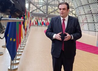 Κ. Πιερρακάκης από Βρυξέλλες: «Η Ελλάδα στηρίζει την άμεση επιβολή δασμών στα μικροδέματα από τρίτες χώρες»