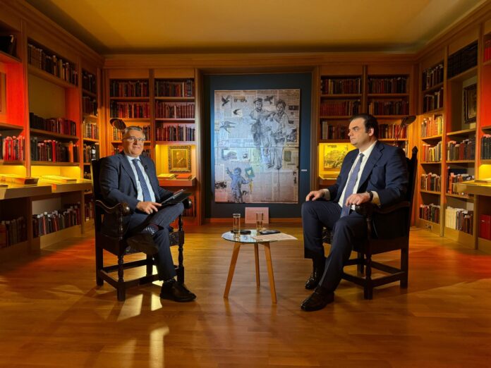 Κυριάκος Πιερρακάκης : «Είμαι υπέρ της αναδιάρθρωσης των ΕΛΤΑ ακριβώς για να συνεχίσουν να επιτελούν τον κοινωνικό τους ρόλο»._691071a7c4ba3.jpeg