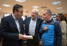 Με τη συμμετοχή του Δημάρχου Αμαρουσίου και μέλους ΔΣ της ΚΕΔΕ Θεόδωρου Αμπατζόγλου η συνάντηση εργασίας της ΠΕΔΑ με τον Υπουργό Ψηφιακής Διακυβέρνησης Δημήτρη Παπαστεργίου