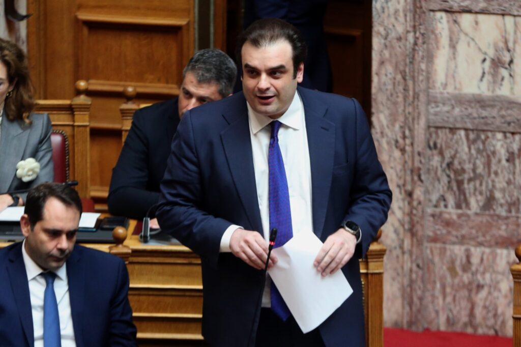 Πρόσθετες νομοθετικές παρεμβάσεις για τη στήριξη των ακριτικών περιοχών