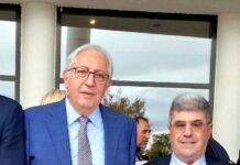 Επιστολή αποδοχής παραίτησης από τον Δήμαρχο Αμαρουσίου Θ. Αμπατζόγλου, προς τον διατελέσαντα αντιδήμαρχο Αμαρουσίου Σπ. Σταθούλη, κατόπιν ανάληψης νέων καθηκόντων ως Γ. Γραμματέας Υποδοχής Αιτούντων Άσυλο