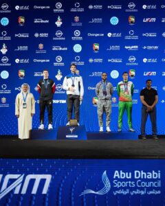 Η λάμψη του παγκόσμιου βάθρου φωτίζει τον Δήμο Διονύσου: Θρίαμβος του συλλόγου Zen στο Άμπου Ντάμπι