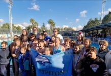 Με απονομές, τιμητικές βραβεύσεις και ενθουσιώδη αθλητική ατμόσφαιρα πραγματοποιήθηκε το 2ο Χριστουγεννιάτικο Τουρνουά Υδατοσφαίρισης Προ Μίνι Κ12 στο Δημοτικό Κολυμβητήριο Αμαρουσίου