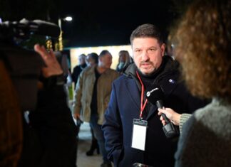 Νίκος Χαρδαλιάς: «Το ΔΕΗ Xmas West Park είναι πλέον η δική μας γιορτινή γειτονιά στα Δυτικά της Αθήνας, με δωρεάν εκδηλώσεις για όλους»