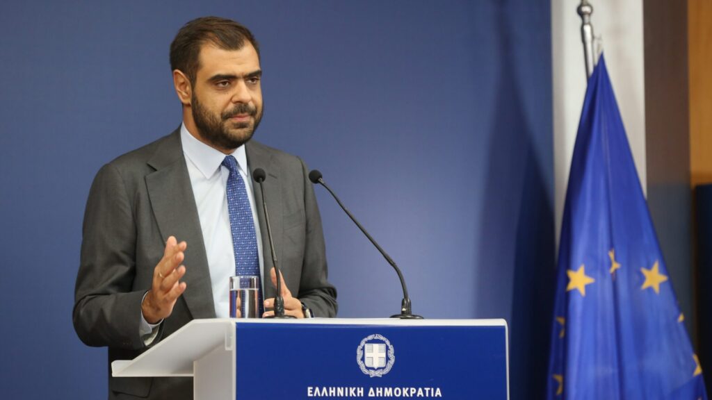 Σημεία συνέντευξης του Υφυπουργού παρά τω Πρωθυπουργώ και Κυβερνητικού Εκπροσώπου στα ΠΑΡΑΠΟΛΙΤΙΚΑ FM 3 Σημεία συνέντευξης του Υφυπουργού παρά τω Πρωθυπουργώ και Κυβερνητικού Εκπροσώπου στα ΠΑΡΑΠΟΛΙΤΙΚΑ FM
