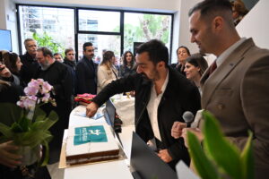 Εντυπωσιακή Προσέλευση στα Εγκαίνια του Διαγνωστικού Πολυϊατρείου POLYGEIA στο Μαρούσι 2 Εντυπωσιακή Προσέλευση στα Εγκαίνια του Διαγνωστικού Πολυϊατρείου POLYGEIA στο Μαρούσι