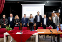 Επίσκεψη Σοφίας Ζαχαράκη και Παύλου Μαρινάκη στο 2ο ΓΕΛ Γέρακα για το πρωτοποριακό πιλοτικό πρόγραμμα «Καλλιεργώντας Κριτικούς Αναγνώστες»