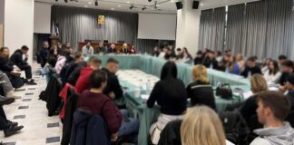 Επιτυχημένη συνάντηση εργασίας με μεγάλη συμμετοχή μαθητών για τη σχολική βία, τη νεανική παραβατικότητα και την προστασία των δημοτικών κτιρίων Home