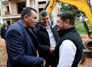 Νίκος Χαρδαλιάς από τον Δήμο Φυλής: «Τη Φυλή, αλλά και όλη τη Δυτική Αττική, δεν τη θυμόμαστε μόνο στα δύσκολα – Στα 61,8 εκατ. ευρώ οι παρεμβάσεις της Περιφέρειας» Home