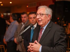 Στην κοπή της πρωτοχρονιάτικης πίτας του Εξωραϊστικού–Εκπολιτιστικού Συλλόγου Σωρού & Λάκκα Κόττου ο Δήμαρχος Αμαρουσίου Θ. Αμπατζόγλου Home