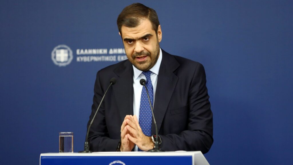 Συνέντευξη του Υφυπουργού παρά τω Πρωθυπουργώ και Κυβερνητικού Εκπροσώπου στην εκπομπή του OPEN «10 Παντού»