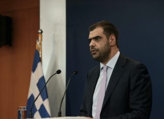 Ανάρτηση του Υφυπουργού παρά τω Πρωθυπουργώ και Κυβερνητικού Εκπροσώπου Παύλου Μαρινάκη για την απώλεια της Άννας Ψαρούδα Μπενάκη Home