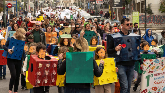 Διήμερο αποκριάτικο ξεφάντωμα στο Χαλάνδρι – Έως τις 23 Φεβρουαρίου οι δράσεις για παιδιά στην Κεντρική Πλατεία_699418f9e6feb.jpeg