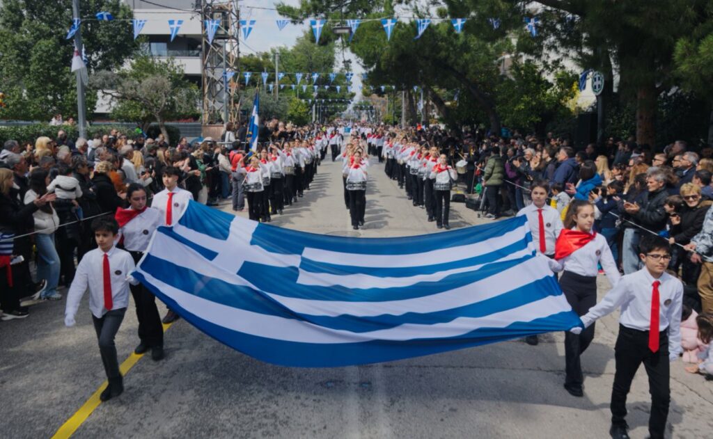 Με λαμπρότητα ο εορτασμός της 25ης Μαρτίου στα Βριλήσσια