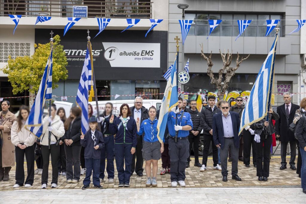 Τιμή και μνήμη στους Ήρωες του 1821 από τους μαθητές και τις μαθήτριες των σχολείων και τους φορείς του Αμαρουσίου