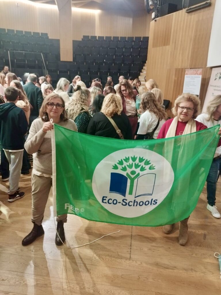 Eco-Schools: Το 3ο Δ.Σ. Διονύσου κέρδισε για δεύτερη συνεχόμενη χρονιά την Πράσινη Σημαία