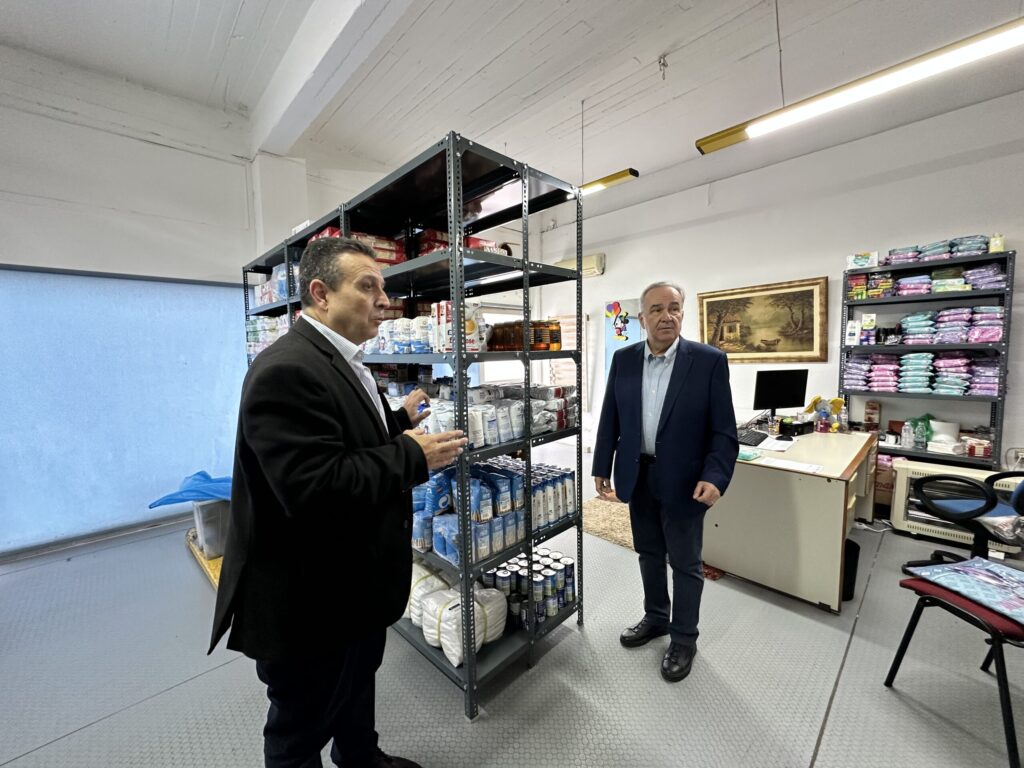 Επίσκεψη στην αγορά και στο κοινωνικό παντοπωλείο του Δήμου Αμαρουσίου 3 κοινωνικό παντοπωλείο