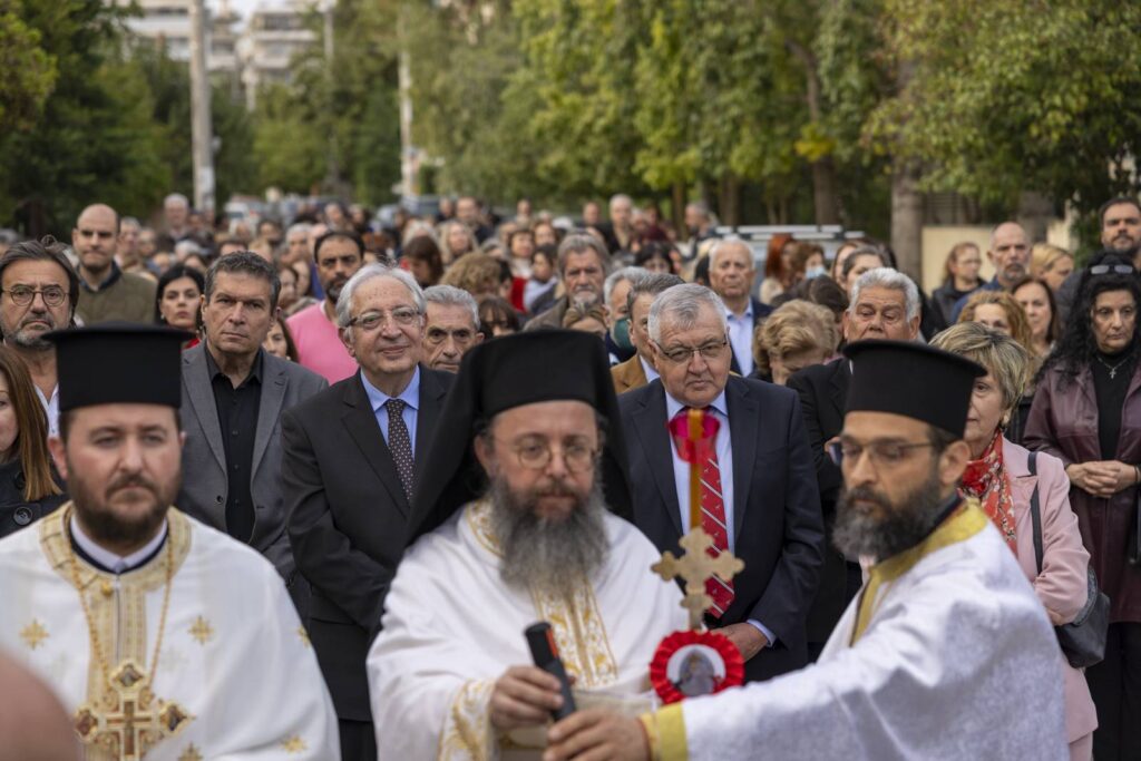 Λαμπρός εορτασμός της Ζωοδόχου Πηγής στο Ψαλίδι Αμαρουσίου παρουσία του Δημάρχου Θεόδωρου Αμπατζόγλου